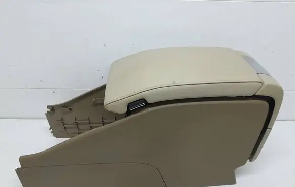 Volvo V70 Center console 30722553 1156595