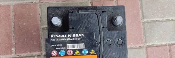 Battery tray
