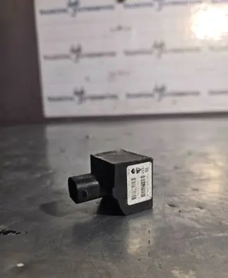 Volkswagen New Beetle ESP acceleration yaw rate sensor 1J0907651A 10098000531 1070110095