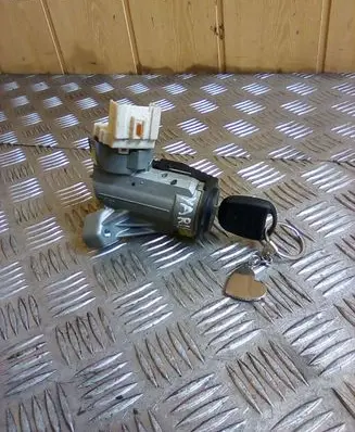 Toyota Yaris Ignition lock N0502241256B
