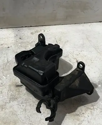 Citroen C5 Vacuum air tank 7560916