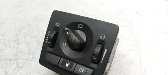 Volvo V50 Light switch 30669734