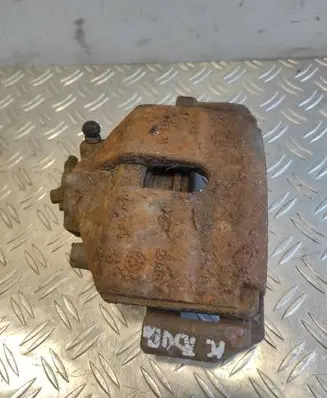 Volkswagen Touran I Front brake caliper