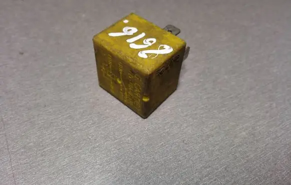 Renault Megane I Other relay 7700844253 03532
