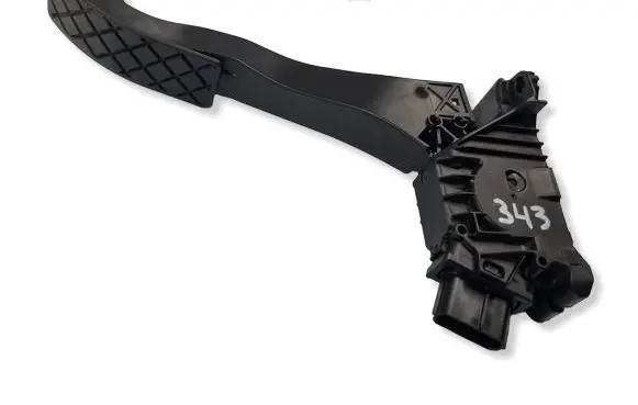 Volkswagen Tiguan Allspace Accelerator throttle pedal 5QN723503