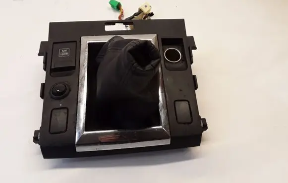 Suzuki Grand Vitara II Gear shifter surround trim plastic 7583065J10 7581065J10 7581265J10