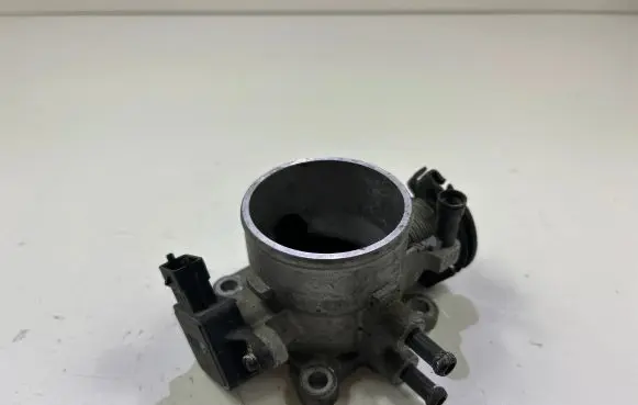 Hyundai Tucson JM Throttle valve 9600930992 3517022600