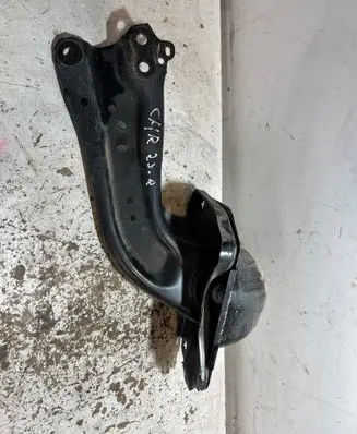 Toyota C-HR I Rear control arm