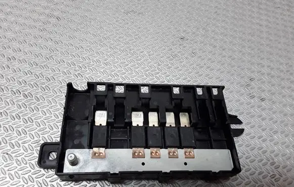BMW 3 F30 F35 F31 Fuse 10688710