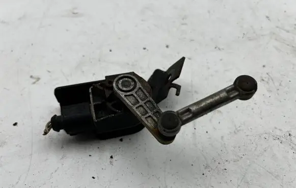 Chrysler Grand Voyager V Headlight/headlamp level sensor