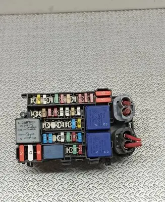 Renault Megane III Fuse module 18013301 110808