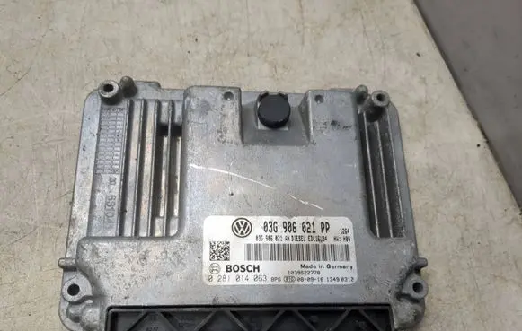 Volkswagen Touran I Engine control unit/module 03G906021PP 0281014063 03G906021AN