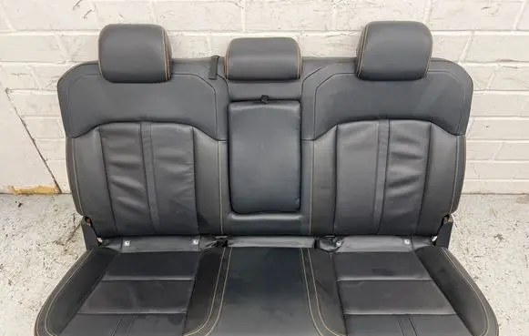 Ford Ranger IV Rear seat 