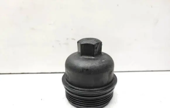 BMW 3 E90 E91 Oil filter cover 