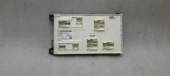 Mercedes-Benz ML W166 SAM control unit A1669001608