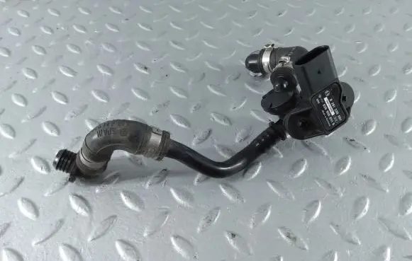 Audi A8 S8 D4 4H Air pressure sensor 0261230081 036906051G 1J0611939JB