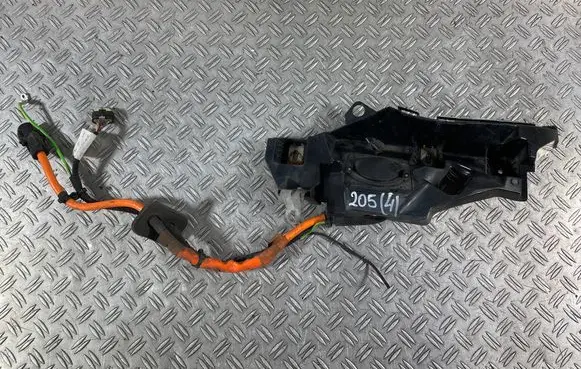 Mercedes-Benz C W205 Hybrid/electric vehicle battery bracket A2058852665 A2055400627