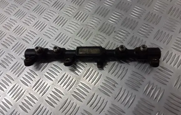 Ford Mondeo Mk III Fuel main line pipe 2S7Q-9D280-AE