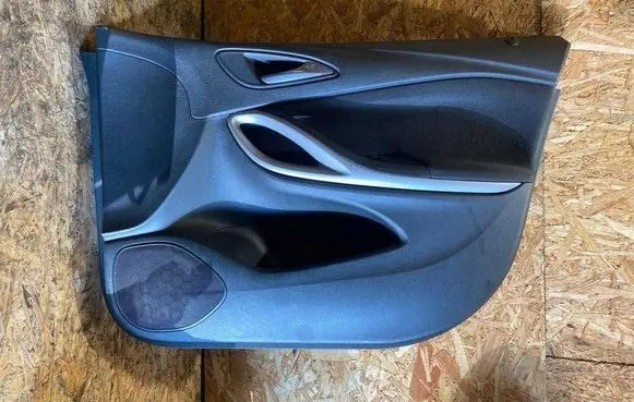 Opel Astra K Front door card panel trim 2513835 888403685