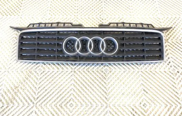 Audi A3 S3 8P Front grill 8P3853651