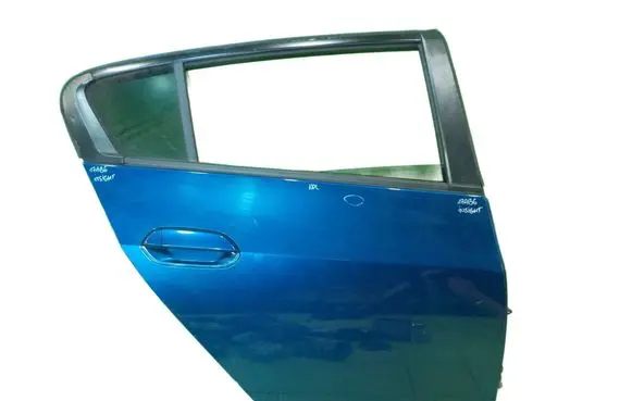 Honda Insight Rear door PRAWE