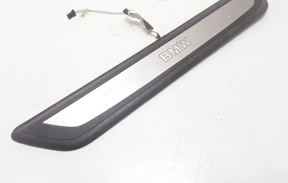BMW 7 F01 F02 F03 F04 Side skirt rear trim 7181011 7181015