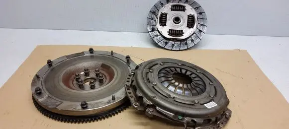 Ford Ecosport Clutch set kit C1BG7563DD C1BG7550DC C1BG7540DD