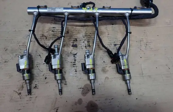 Opel Astra K Fuel main line pipe 12672583