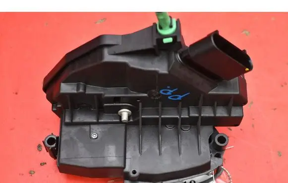 Ford Kuga II Front door lock BM5A-A21812-DG