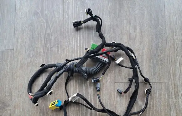 Opel Mokka B Front door wiring loom 9842520280