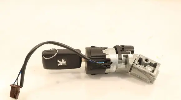 Peugeot 3008 I Ignition lock 36410600