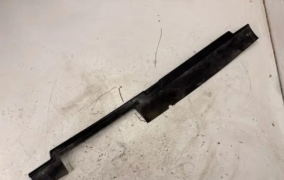 Audi Q3 F3 Intercooler air guide/duct channel 83A121285A