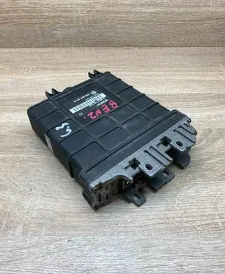 Volkswagen Golf III Engine control unit/module ECU 1H0907311F 0261200760