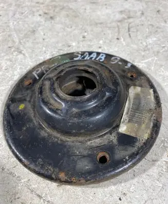 Coil spring mount