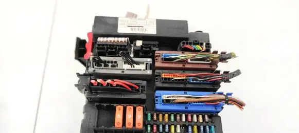 Opel Signum Fuse box set 13112909 66CRCW