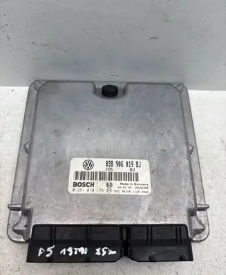 Volkswagen PASSAT B5 Engine control unit/module 038906019BJ 0281010176 28SA4086