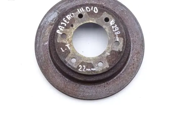 Mitsubishi Pajero Front brake disc