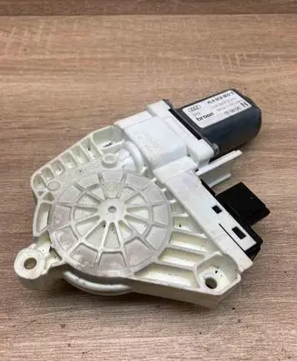 Audi Q7 4L Front door window regulator motor 4L0959802B 1036989719