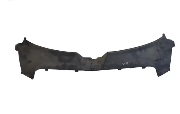 Radiator trim