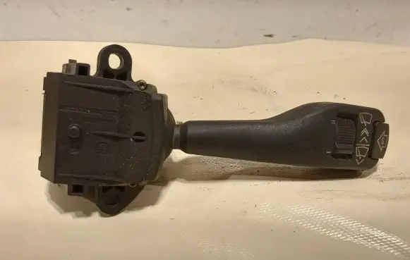 BMW X5 E53 Wiper control stalk 01204030 8375408