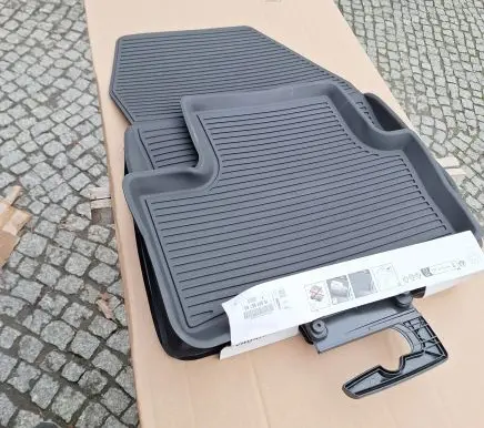 Opel Astra L Car floor mat set 1690196180