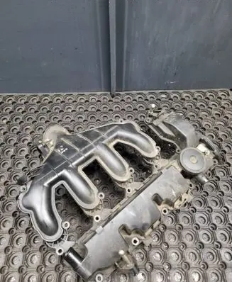 Citroen C4 Grand Picasso Intake manifold 9645977980