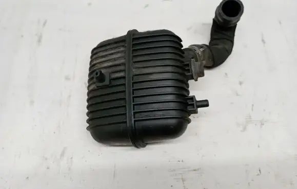 Audi A5 Sportback 8TA Intake resonator 8K0129955A