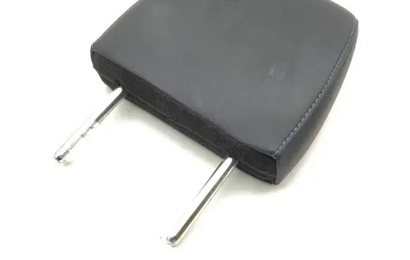 Nissan Navara D23 Rear seat headrest 