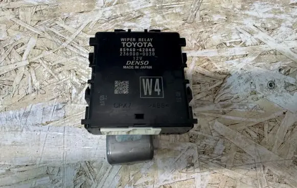 Toyota RAV 4 (XA50) Window wiper relay 8594042040 2360000030