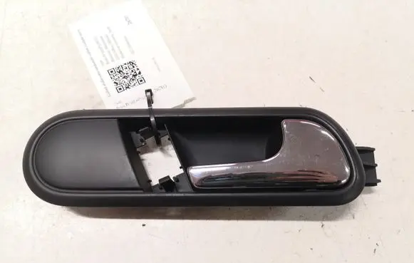Rear door interior handle