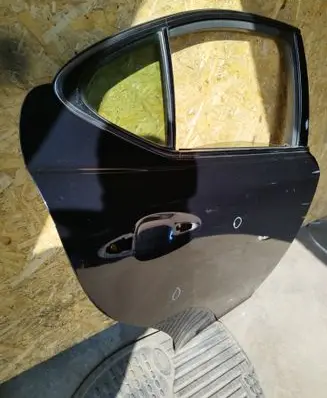 Lexus IS 220D-250-350 Rear door