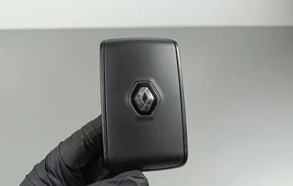 Renault Arkana Ignition key/card 