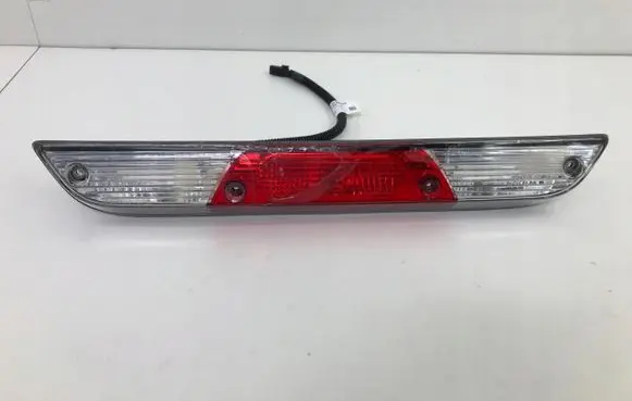 Ford Maverick Third/center stoplight