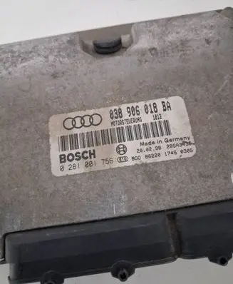 Audi A3 S3 8L Engine control unit/module 038906018BA 0281001756
